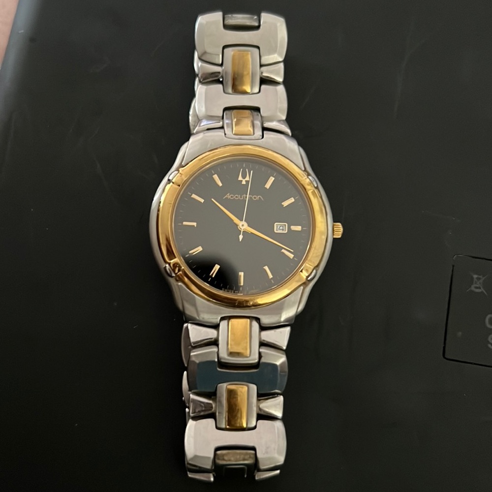 Accutron Bulova Sapphire Crystal Stainless Steel Swiss Gold watch